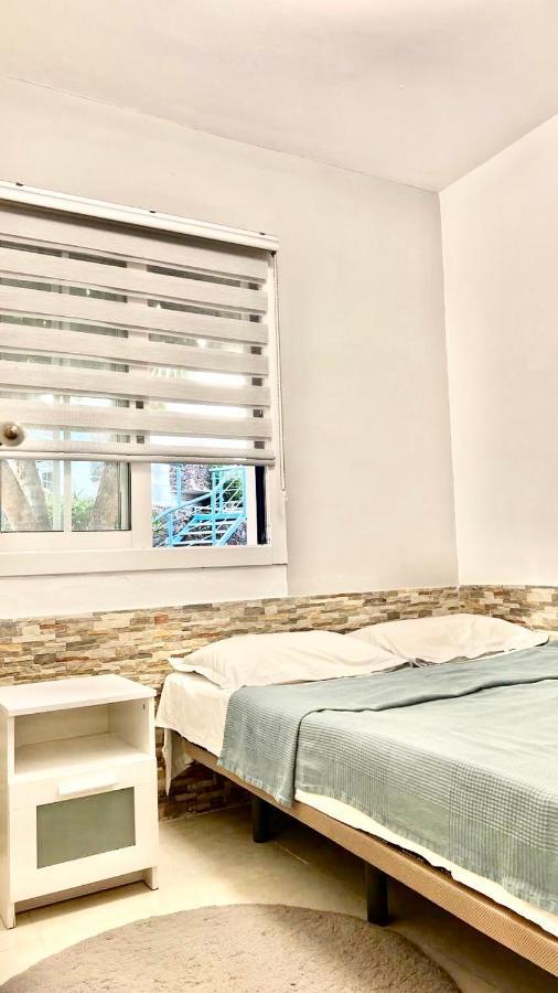 Cozy Two Bed Apartment. Адехе Екстериор снимка